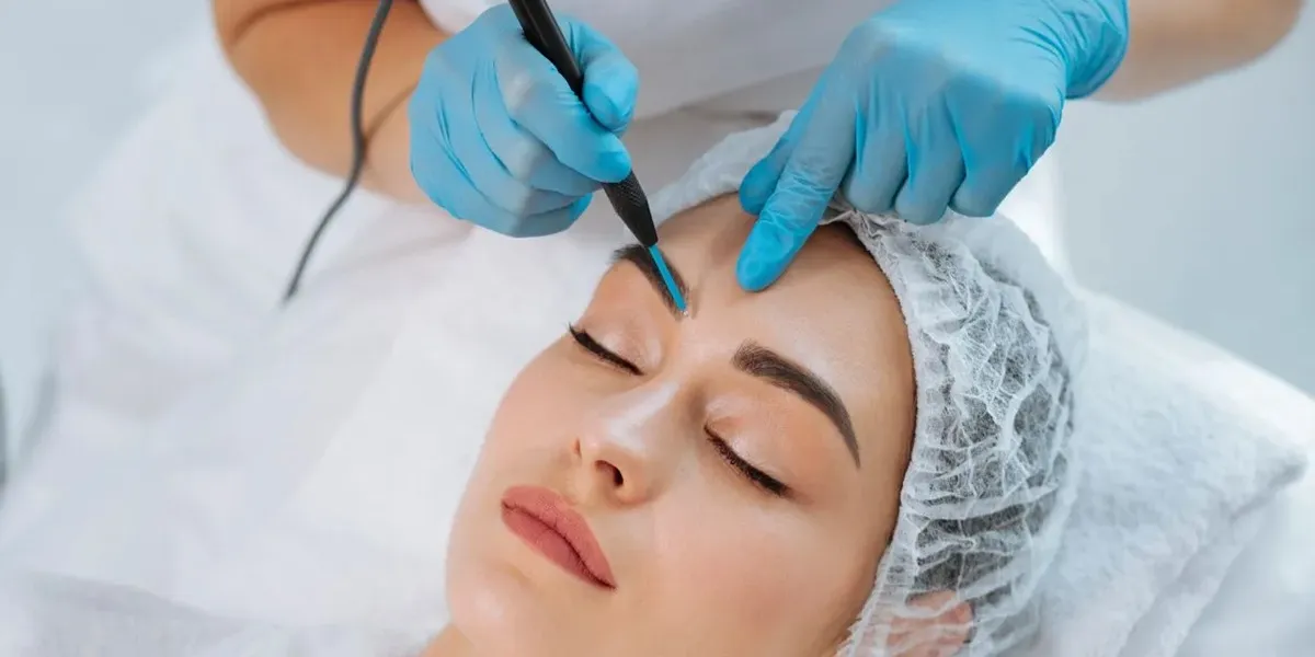 متخصص برداشتن خال